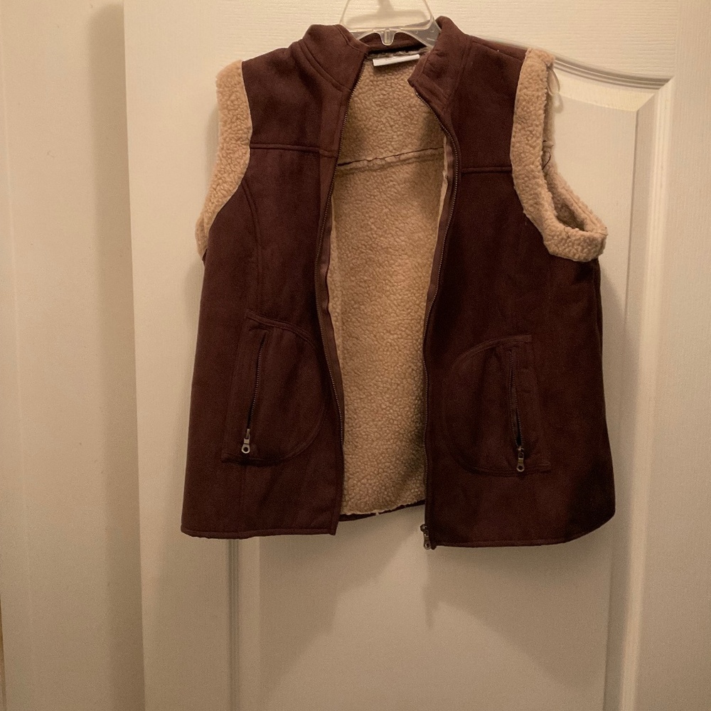 Tantrums Brown Suede-Look Sherpa-Lined Vest